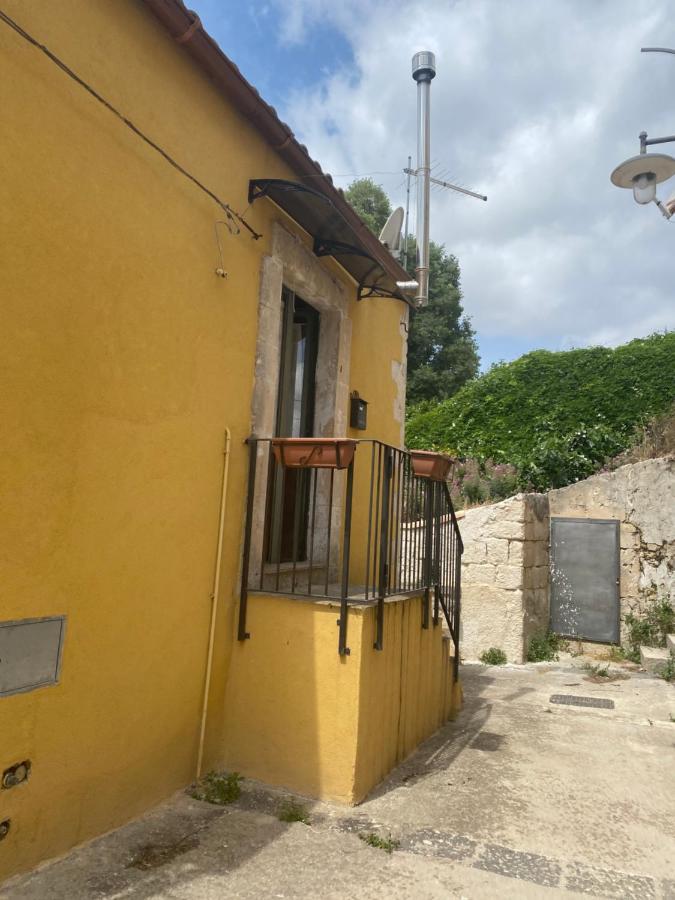 Casa Martina Villa Palazzolo Acreide Exterior photo